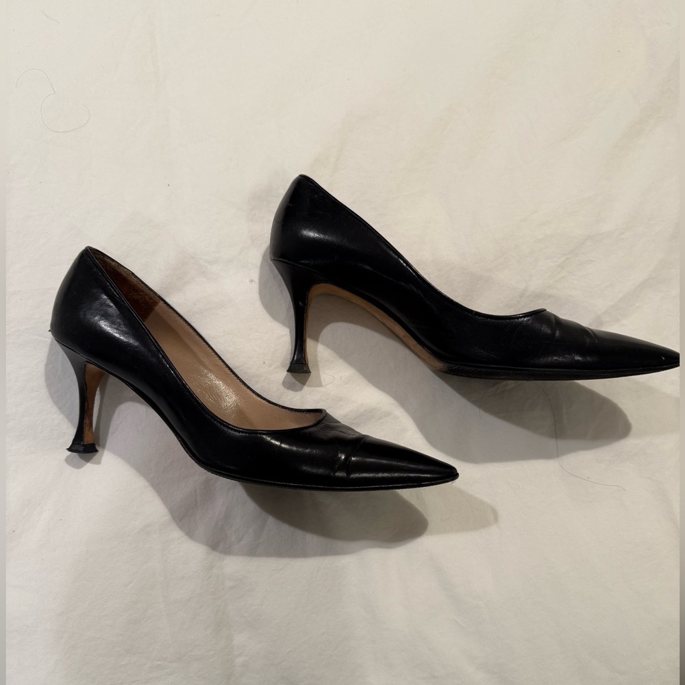 👀 Manolo Blahnik Classic Pumps💕